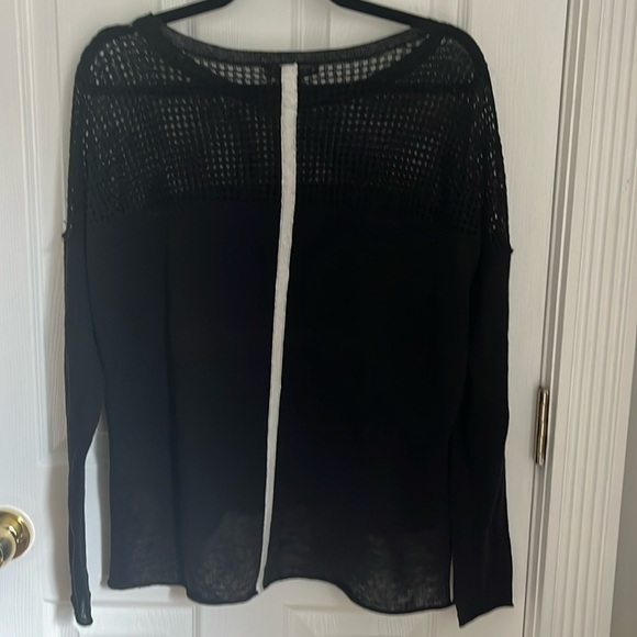 Wyatt Linen Black Long Sleeve Top size M mesh white stripe detail - Picture 4 of 6